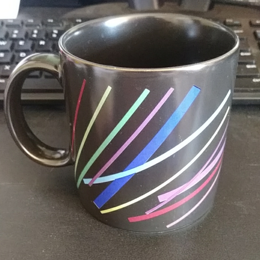 80s graphic print RUSS mug